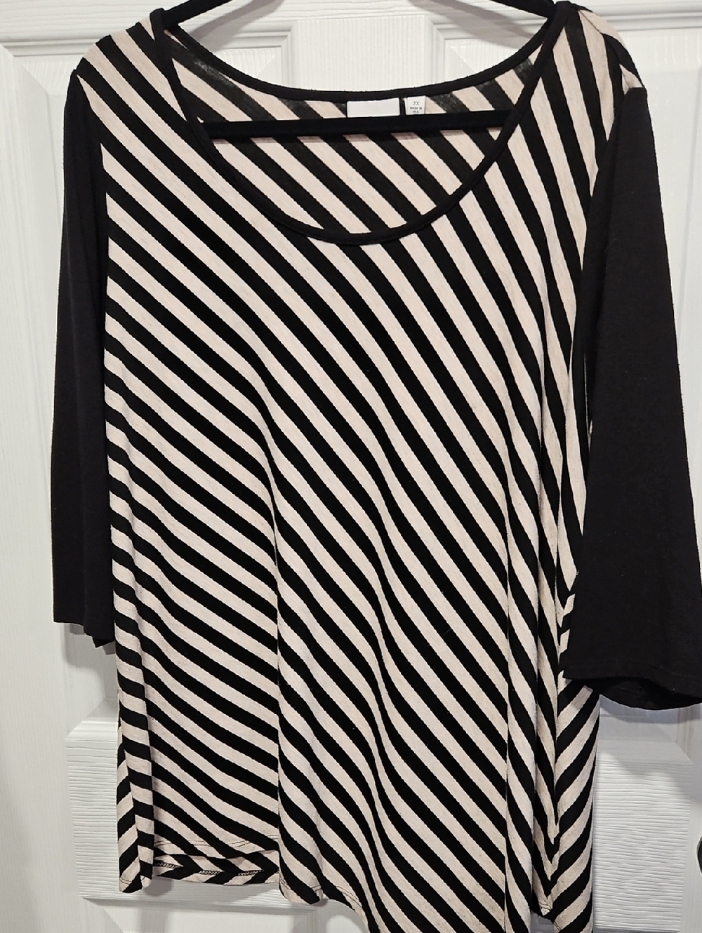 Kim Rogers Black and Cream Diagonal Stripe Scoop Neck Top